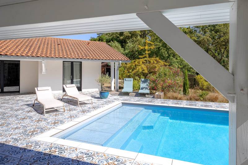 Pose piscine Rouen 76 : Votre installateur de bassins clé en main en Seine-Maritime