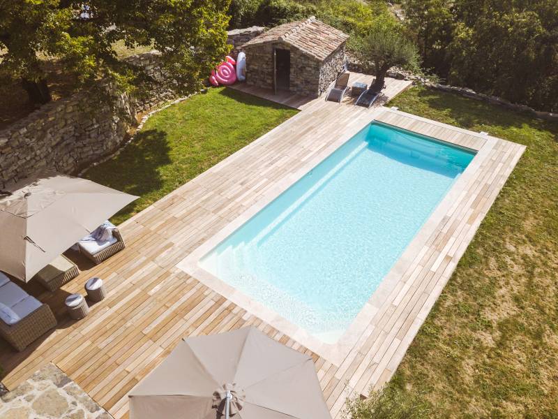 Pisciniste d'expérience sur Fécamp 76 - Installation d'une piscine à coque en Seine Maritime
