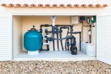 Techni-Piscine Installation d'un abri de piscine pour une villa moderne à Forges-les-Eaux 76440